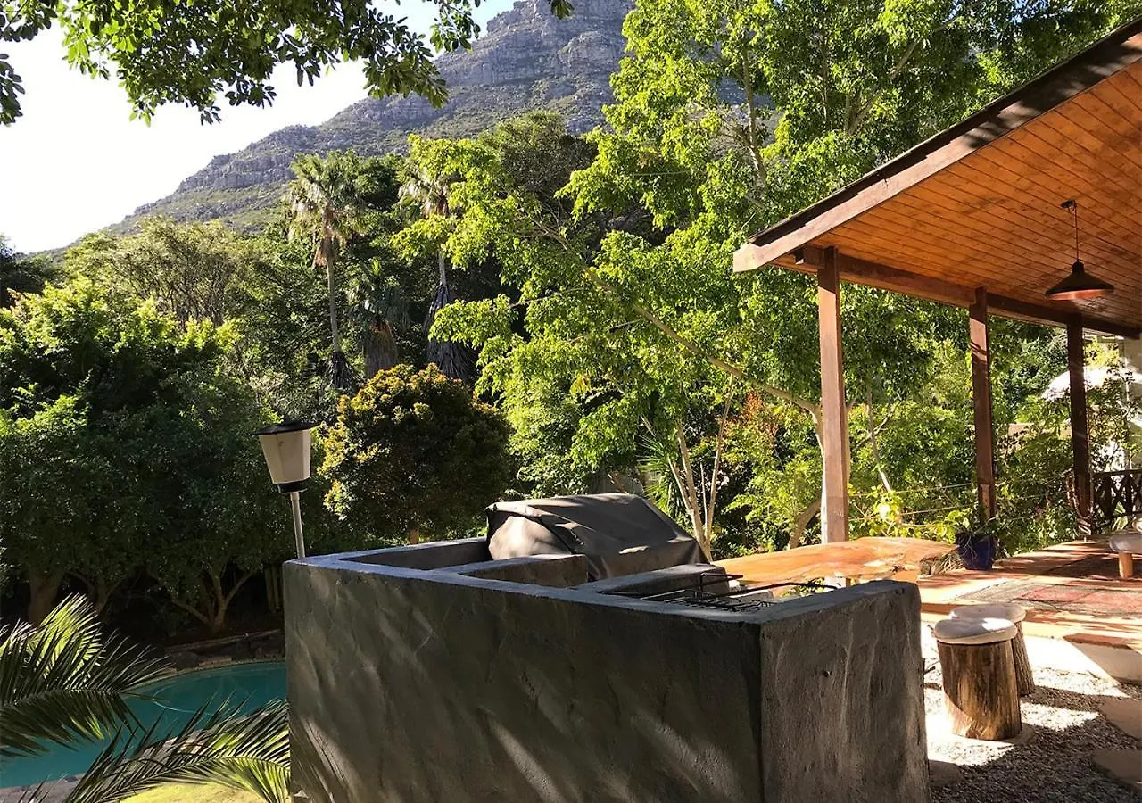Zencapetown Holiday House ハウト・ベイ